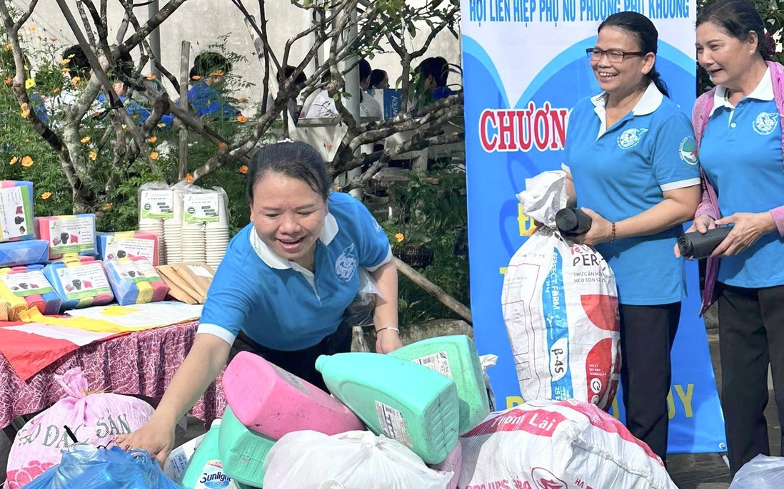 "Đổi rác thải nhựa lấy túi tự hủy": Thông điệp mạnh mẽ về lối sống xanh