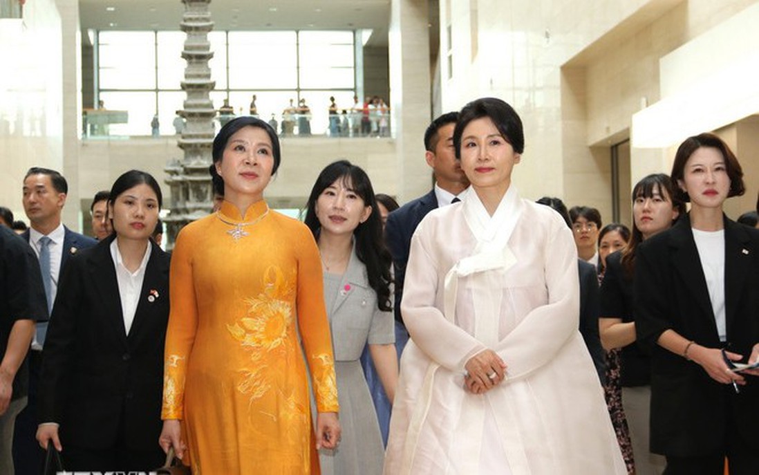Phu nhân Tổng Bí thư Tô Lâm thăm Bảo tàng Quốc gia Hàn Quốc