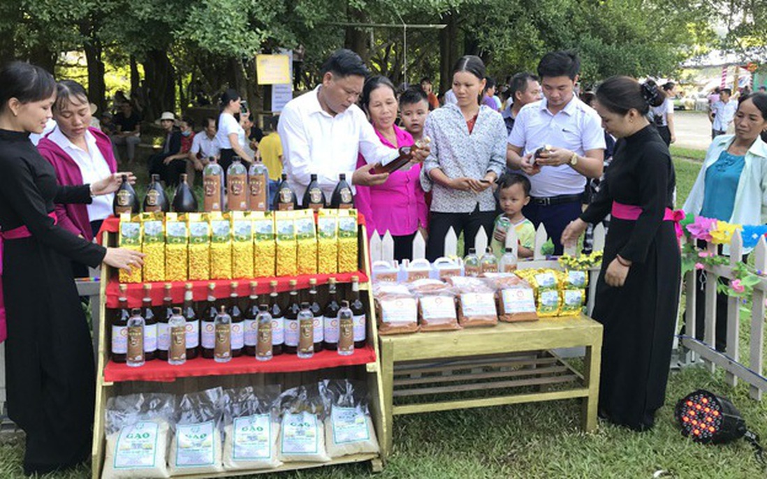 Tạo không gian thưởng trà, quảng bá sản phẩm đặc trưng của dân tộc thiểu số và miền núi ở Tân Trào