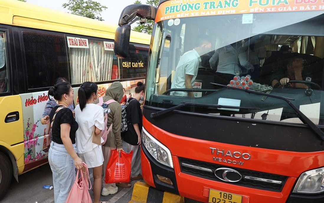 Lượng khách đi lại tại các bến xe Hà Nội dự báo tăng 350% dịp nghỉ lễ 2/9