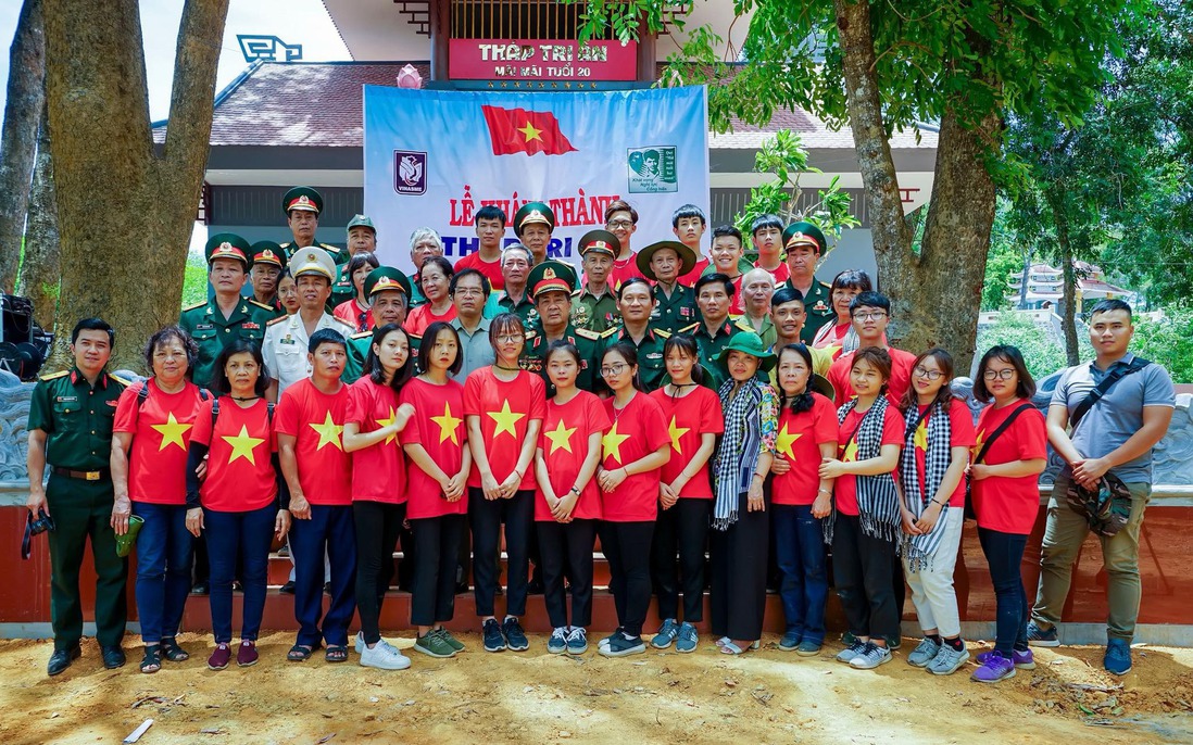 2 thập kỷ lan tỏa những giá trị nhân văn của CLB Mãi mãi tuổi 20
