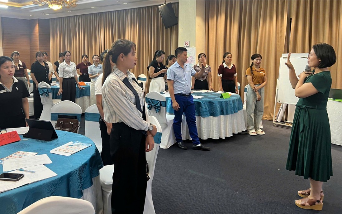 Hội LHPN tỉnh Lào Cai tập huấn kỹ năng tư vấn tâm lý học đường cho giáo viên