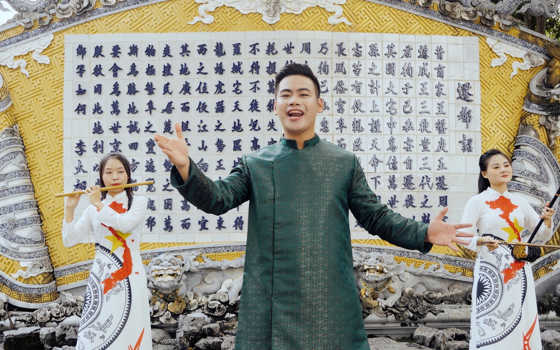 Nam ca sĩ Gen Z đưa "Hịch tướng sĩ" vào MV đầu tay