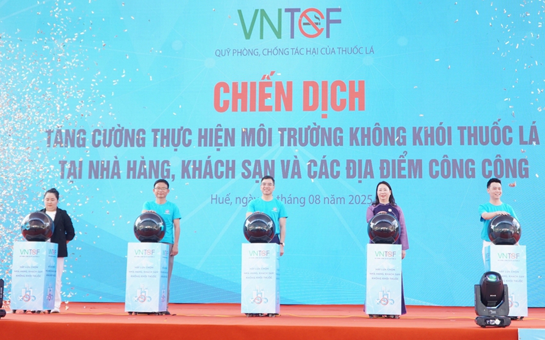 Huế phát động chiến dịch xây dựng môi trường không khói thuốc tại nhà hàng, khách sạn