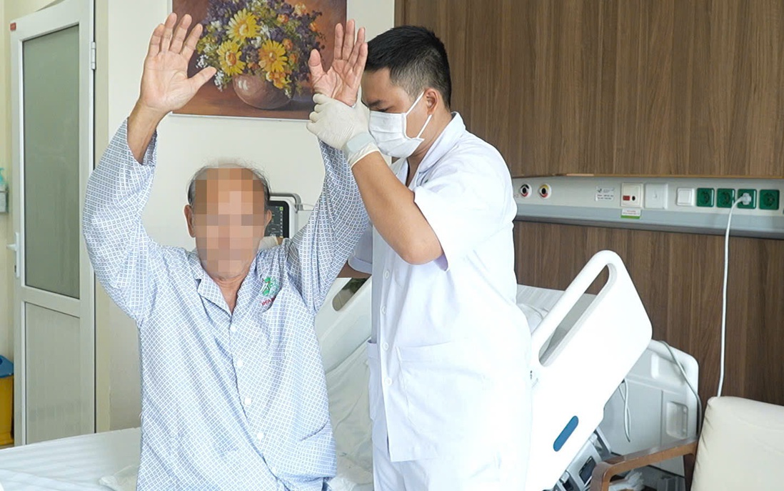 Bệnh nhân ngoại quốc 74 tuổi hồi phục ngoạn mục sau 95 phút ngưng tim