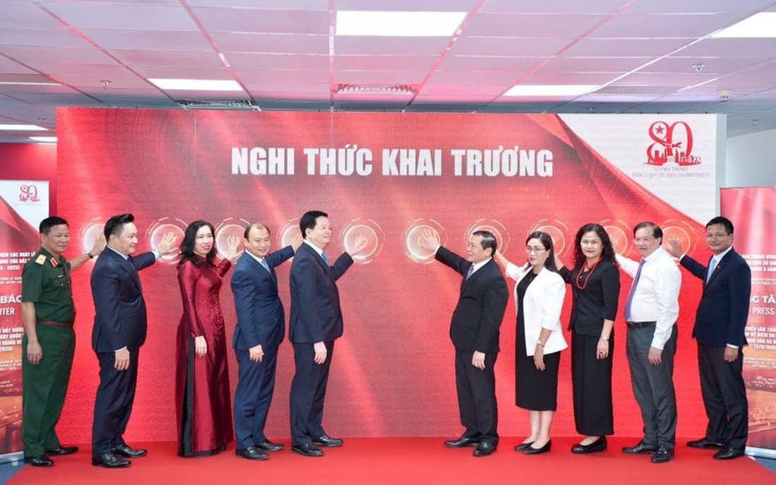 Khai trương Trung tâm báo chí và họp báo về Triển lãm 80 năm thành tựu đất nước