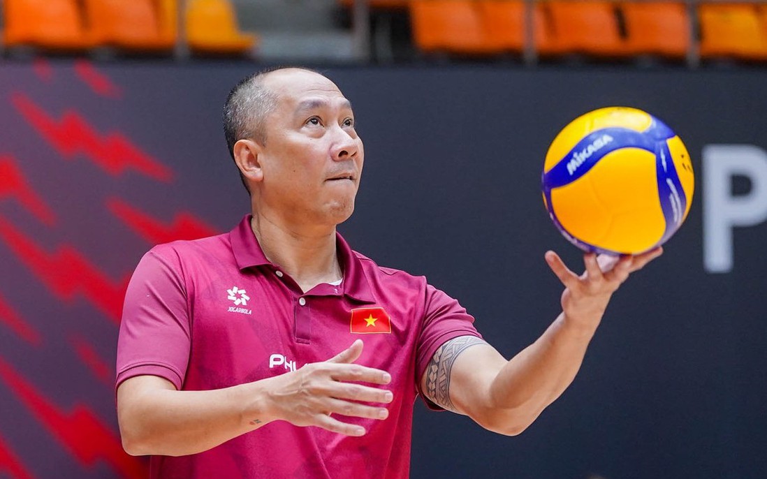 HLV Nguyễn Tuấn Kiệt chia sẻ gì khi các học trò bước vào Giải bóng chuyền nữ vô địch thế giới 2025