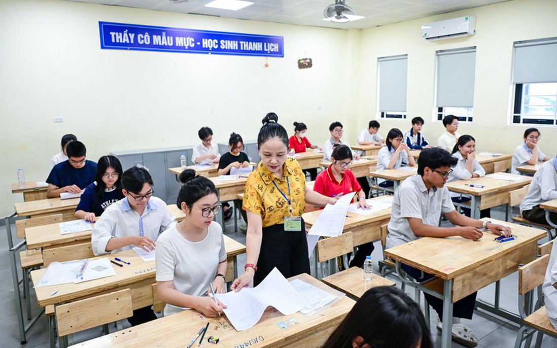 Điểm chuẩn Trường Đại học Dược Hà Nội giảm mạnh so với năm 2024
