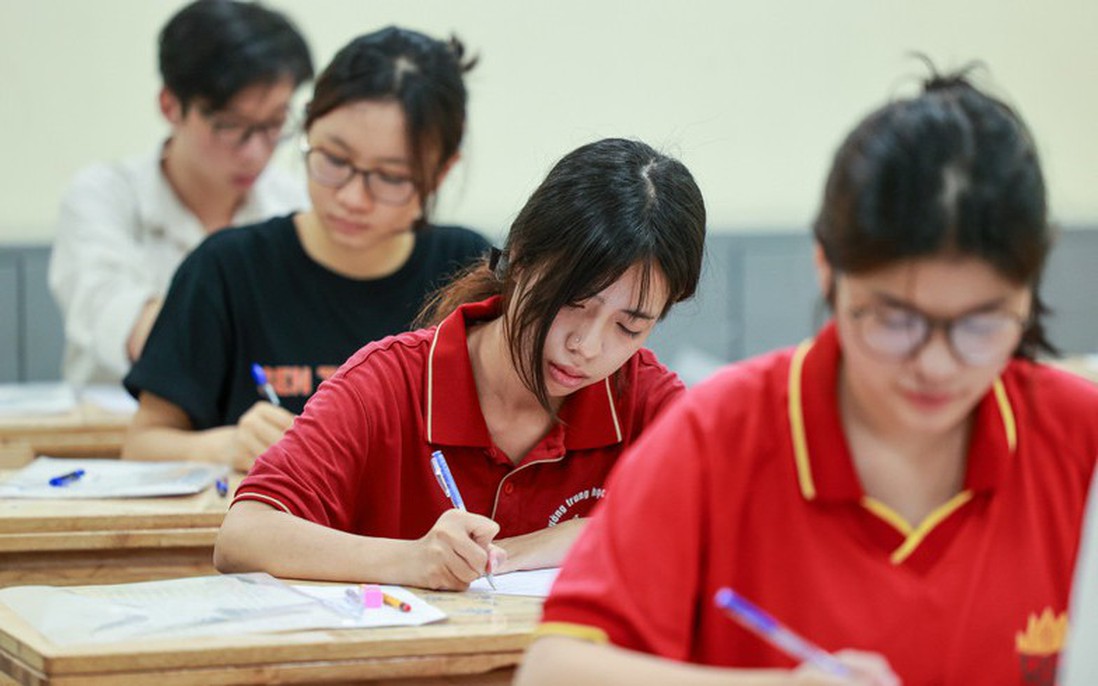 Các trường đại học bắt đầu công bố điểm chuẩn năm 2025