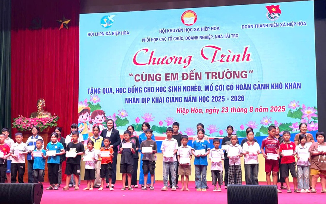 Bắc Ninh: Hơn 500 suất quà tặng trẻ em nghèo trước thềm năm học mới