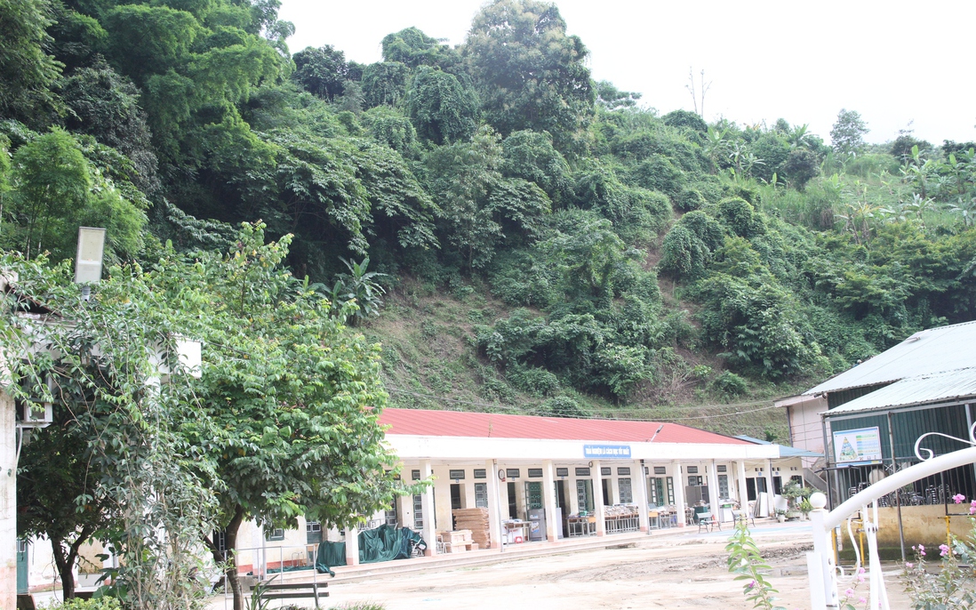 Sau mưa lũ, thầy trò vùng cao lại nơm nớp lo sạt lở đất