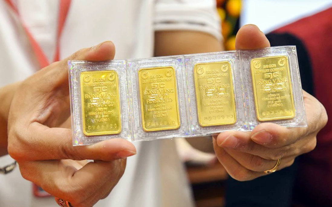 Giá vàng trong nước bật tăng mạnh lên mức kỷ lục mới 126,6 triệu đồng