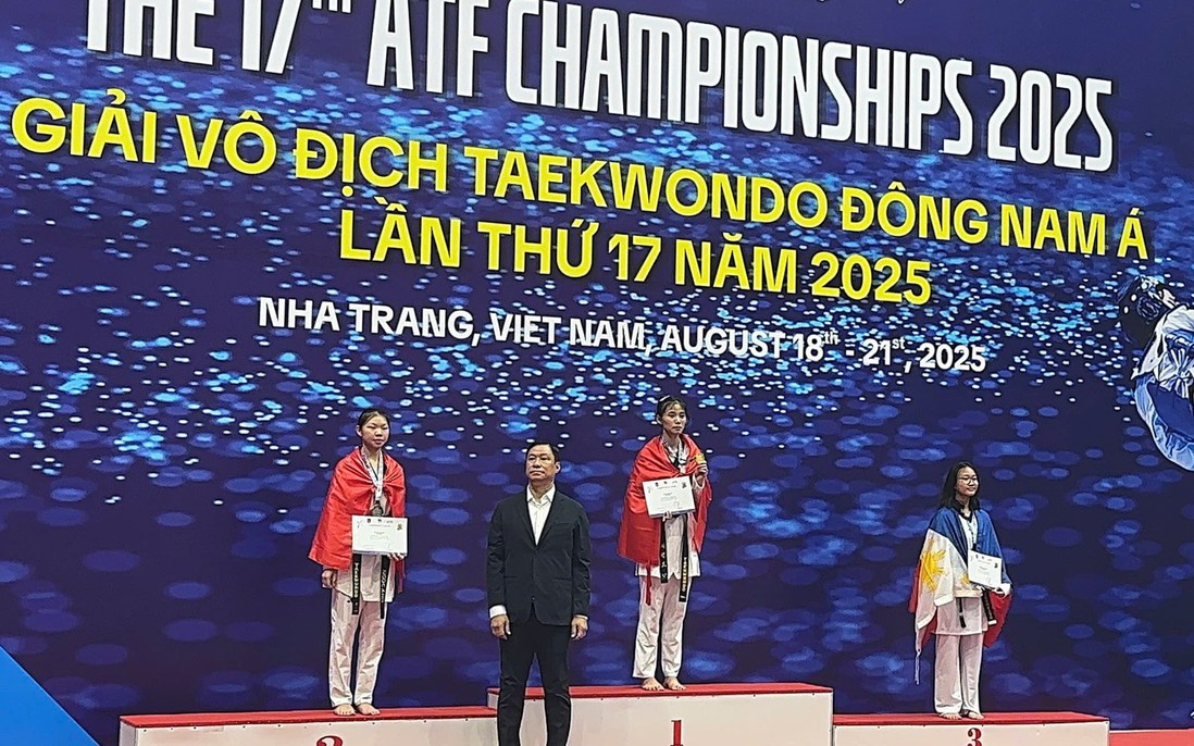 Nữ vận động viên Taekwondo Lai Châu giành Huy chương Vàng giải vô địch Đông Nam Á
