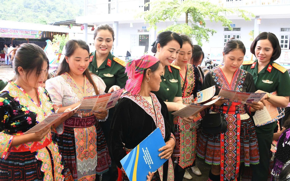 Ban Phụ nữ Quân đội: Tập huấn tuyên truyền, phổ biến pháp luật và vận động nhân dân chấp hành pháp luật tại Lai Châu