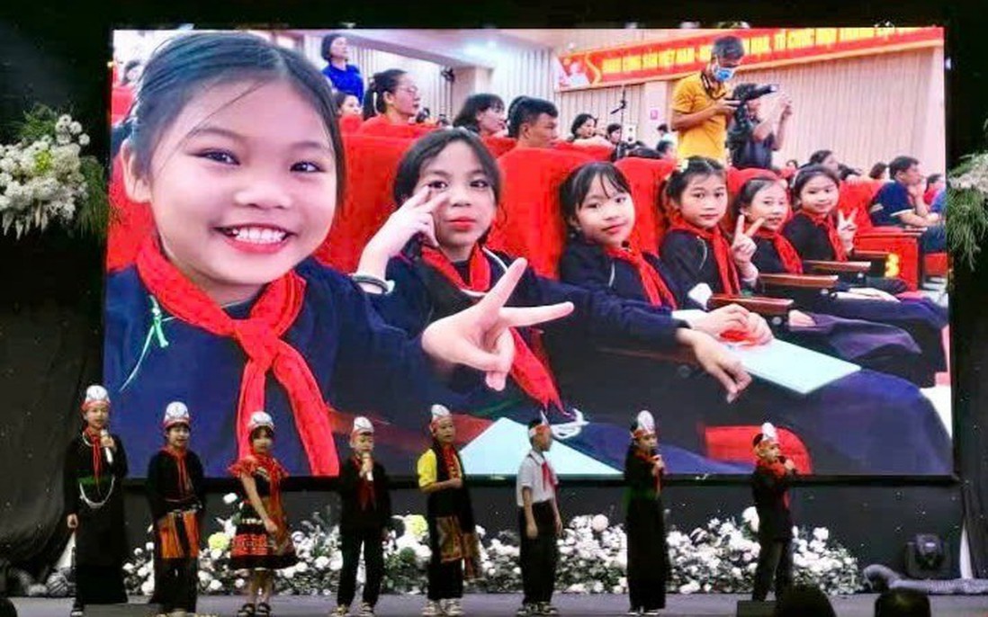 Hàng trăm học sinh DTTS tham gia diễn đàn giao lưu tuyên truyền công bằng trong giáo dục