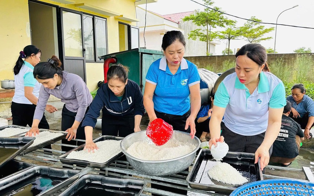 Hội LHPN Hà Tĩnh chung tay chăm lo đời sống người dân sơ tán tránh bão