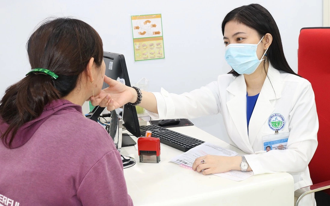 Bệnh nhân nhập viện do mỹ phẩm không rõ nguồn gốc ngày càng tăng