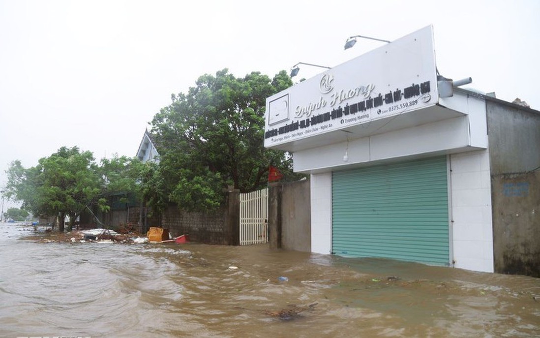 Thủ tướng yêu cầu khắc phục nhanh nhất hậu quả bão số 5, ứng phó mưa lũ sau bão