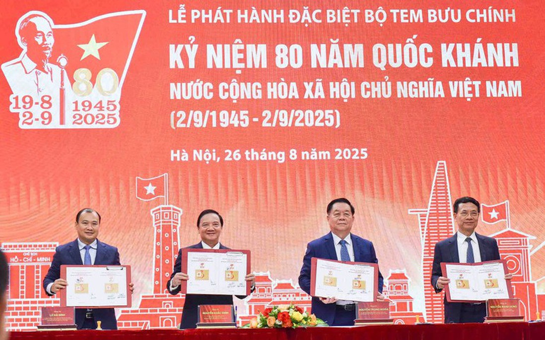 Phát hành đặc biệt bộ tem Kỷ niệm 80 năm Quốc khánh