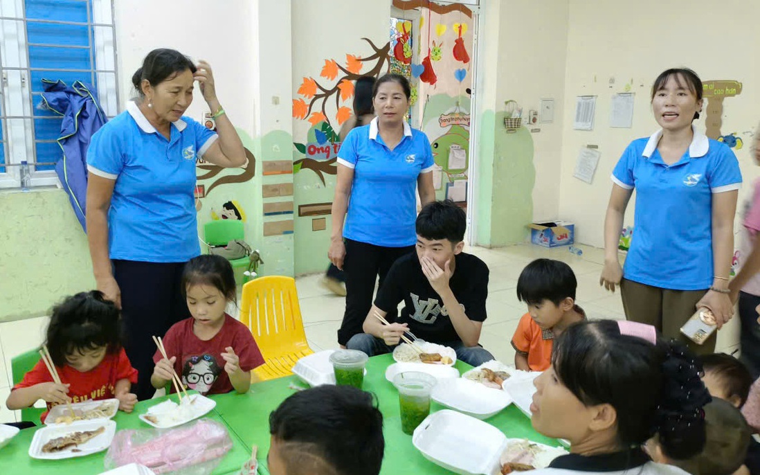 Thanh Hóa: Hội LHPN các cấp tích cực tham gia chống bão số 5, phục vụ hậu cần