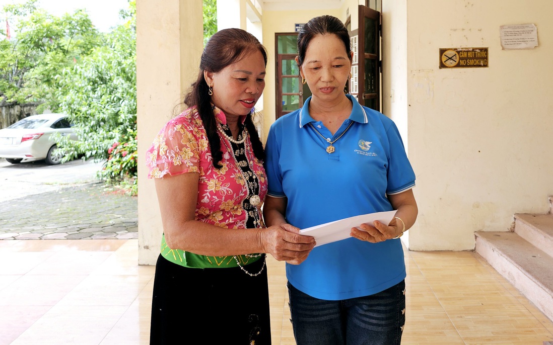 Gần 3 thập kỷ gắn bó với công tác phụ nữ và y tế thôn bản