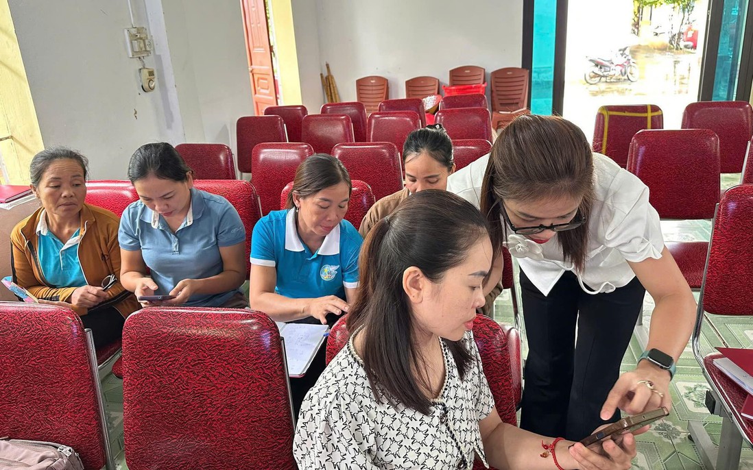 Phụ nữ Mường Ham tự tin bước vào chuyển đổi số