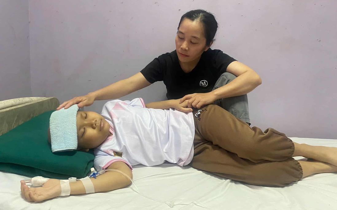 Xót xa hoàn cảnh của người phụ nữ vừa mất con, đứa còn lại mắc bệnh hiểm nghèo, chồng tai nạn