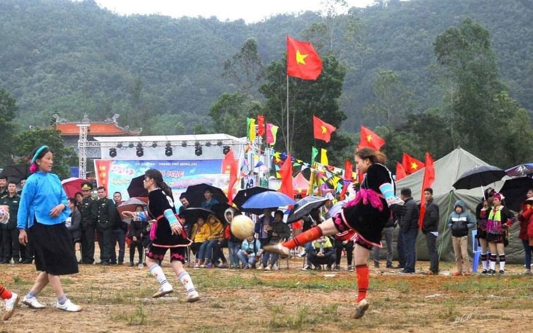 Phụ nữ Hải Sơn phát huy vai trò gìn giữ bản sắc văn hóa và an ninh biên giới