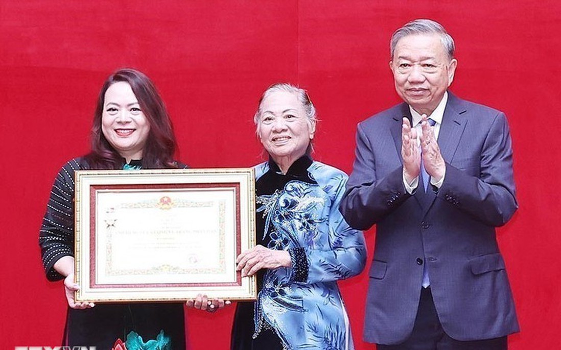 Tổng Bí thư dự Lễ truy tặng Danh hiệu Anh hùng LLVTND cho Thượng tướng Bùi Thiện Ngộ