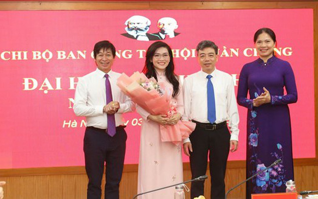 Bà Hồ Hồng Nguyên giữ chức Bí thư Chi bộ Ban Công tác hội quần chúng