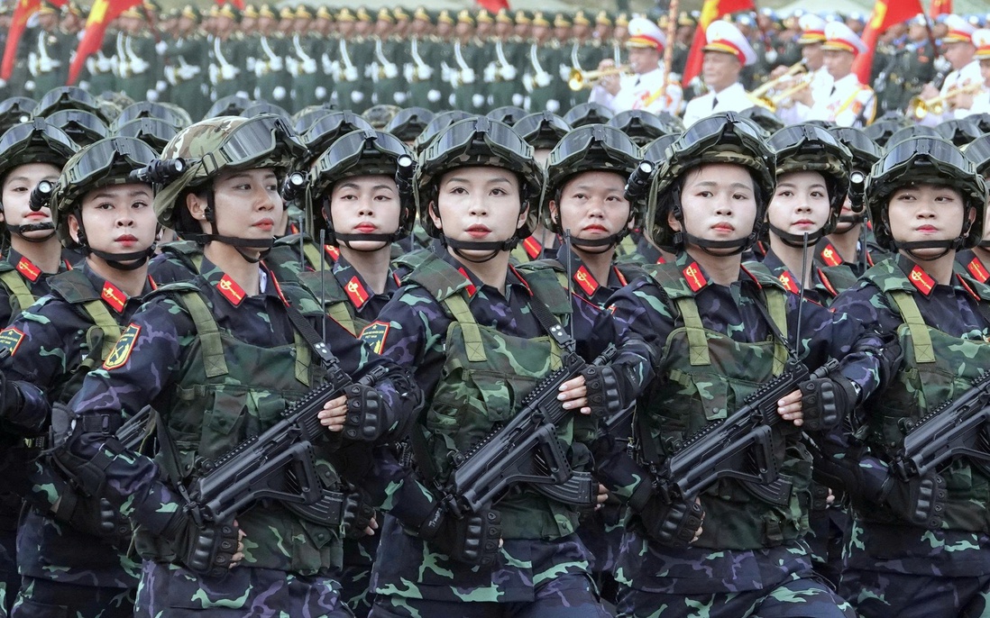 Gần 16.000 cán bộ, chiến sĩ Quân đội, Công an tổng hợp luyện diễu binh, diễu hành lần thứ hai
