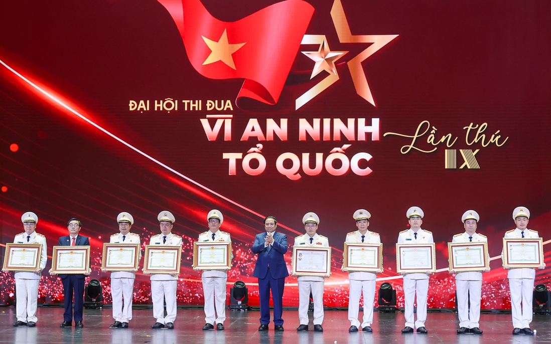 Thủ tướng: Công an nhân dân là "điểm tựa bình yên" của Nhân dân