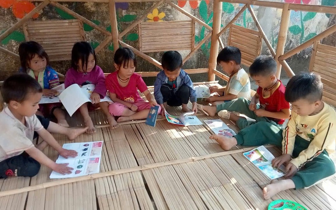 Xây dựng 100 thư viện tặng trẻ em vùng lũ, vùng núi khó khăn