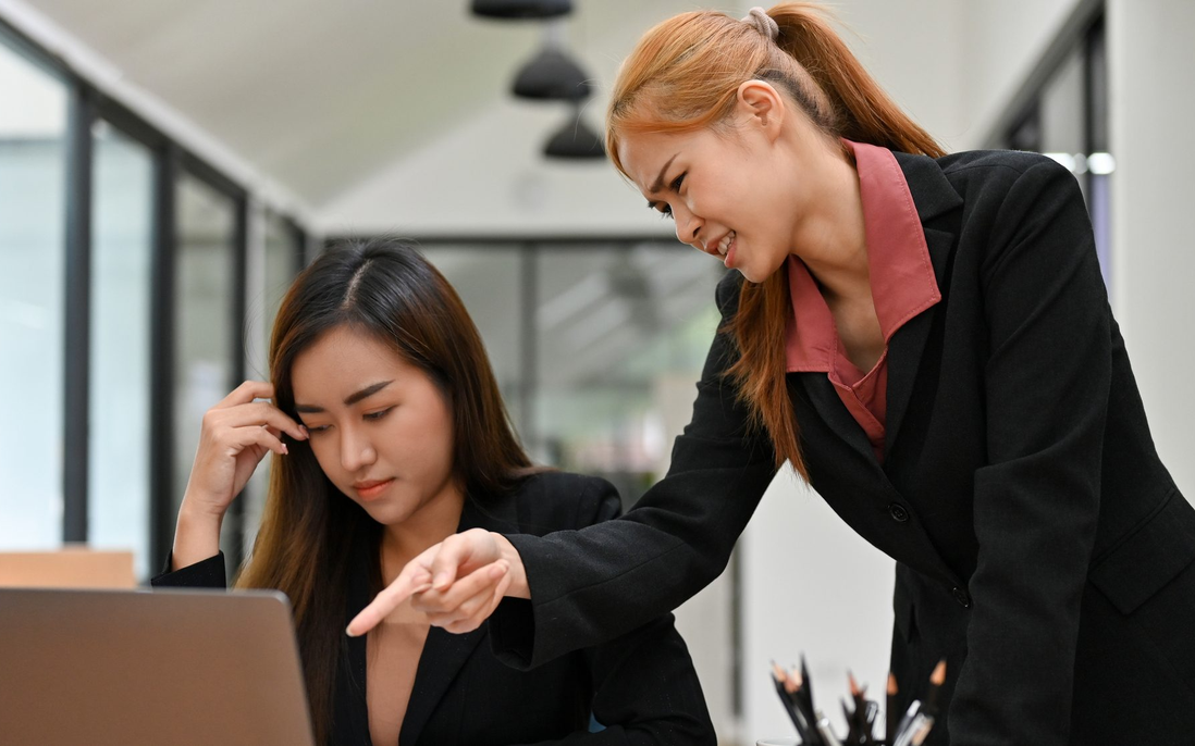 "Chìa khóa" thoát khỏi bẫy thao túng tâm lý