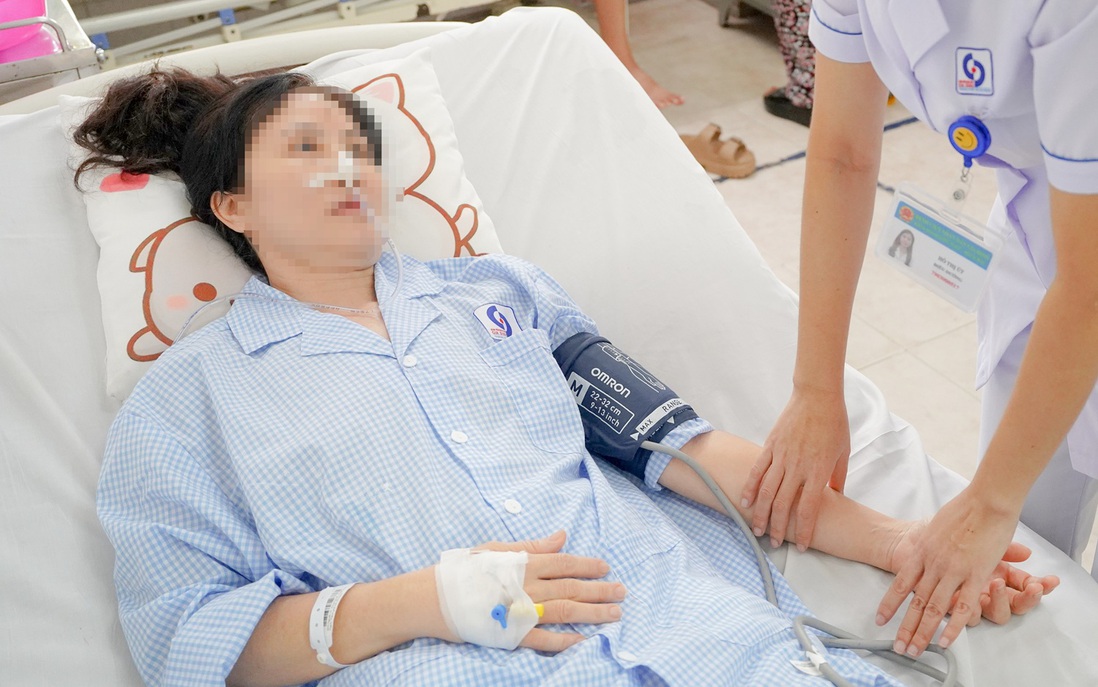 Nội soi lấy mảnh xương cá rô trong thực quản người phụ nữ