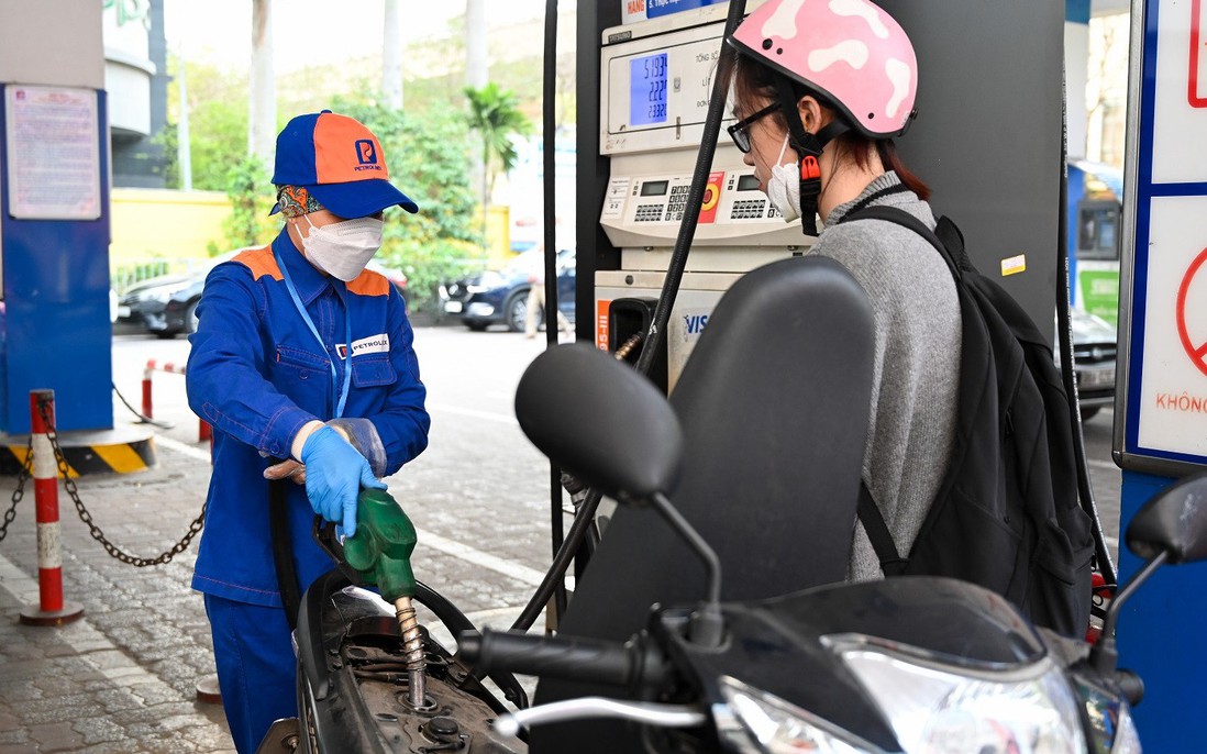 Giá xăng, dầu tăng giảm trái chiều trong phiên điều hành ngày 11/9