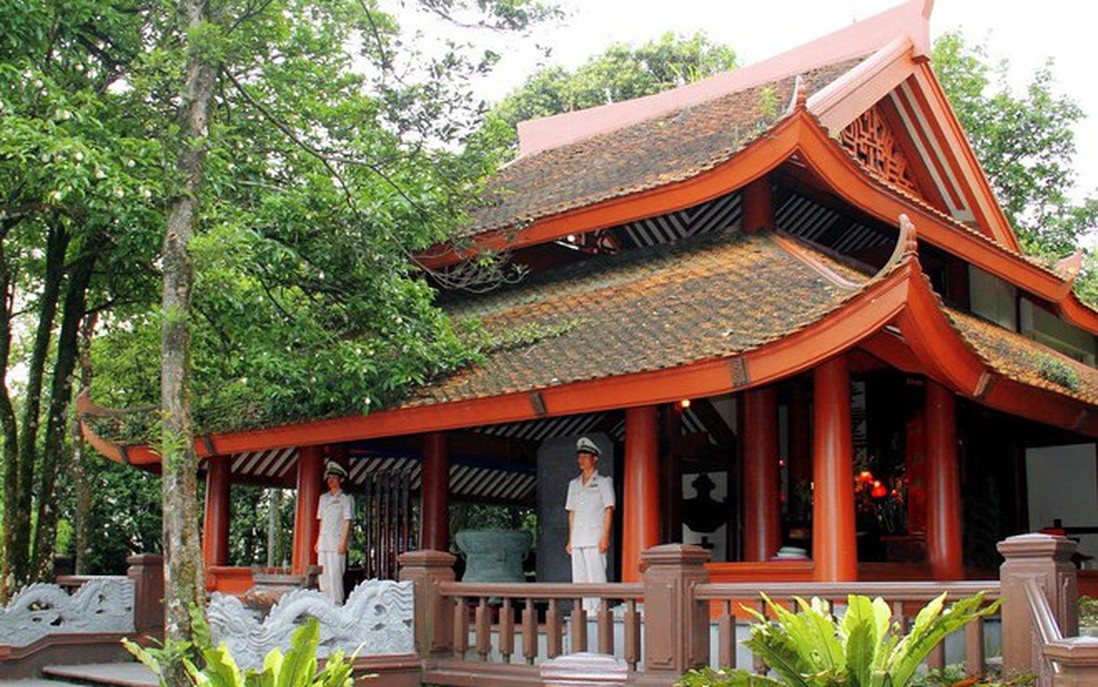 Trang trọng Lễ dâng hương tưởng niệm 56 năm Ngày mất Chủ tịch Hồ Chí Minh