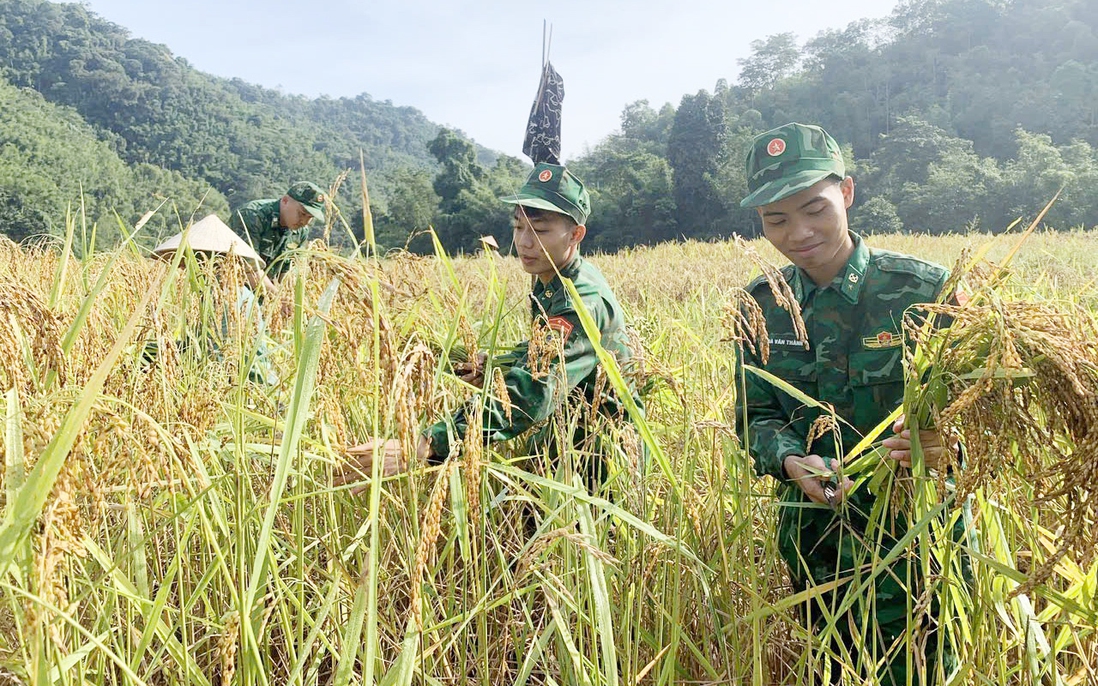Thanh Hóa: Nhân rộng điển hình xây dựng nông thôn mới để khích lệ người dân biên giới vươn lên
