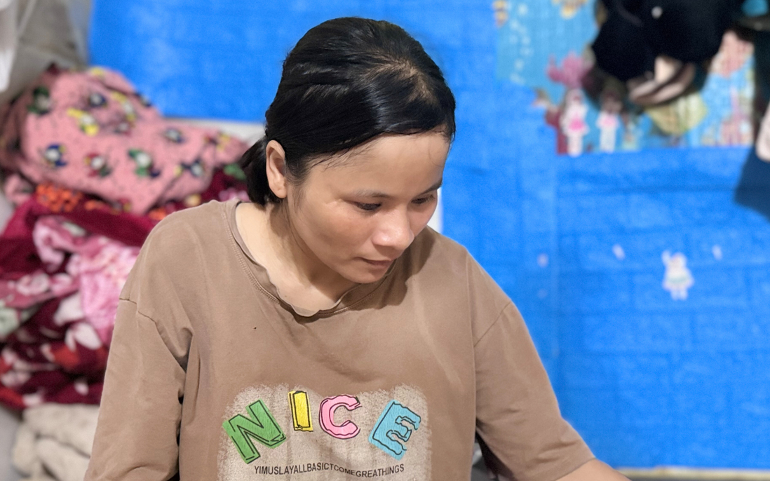 Hành trình kiên cường của mẹ đơn thân gần 7 năm nuôi con bại não