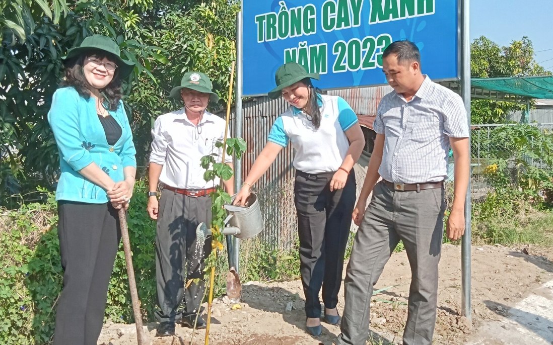 Phụ nữ An Giang chung sức xây dựng nông mới bằng nhiều mô hình thiết thực