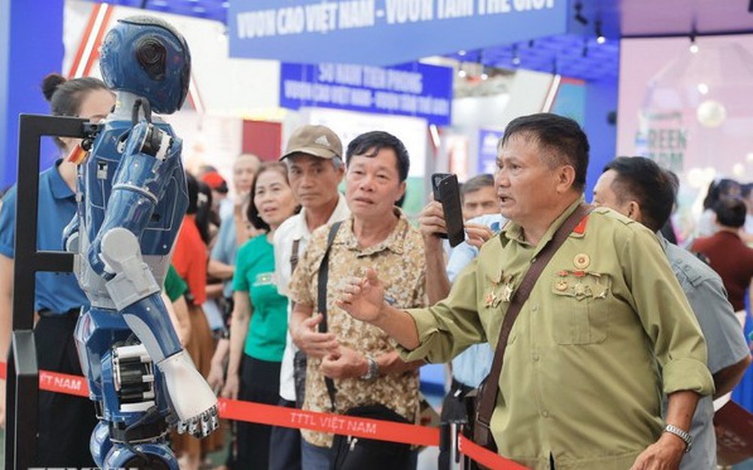 Triển lãm thành tựu đất nước: Trọn vẹn hành trình 80 năm dựng xây và phát triển của dân tộc