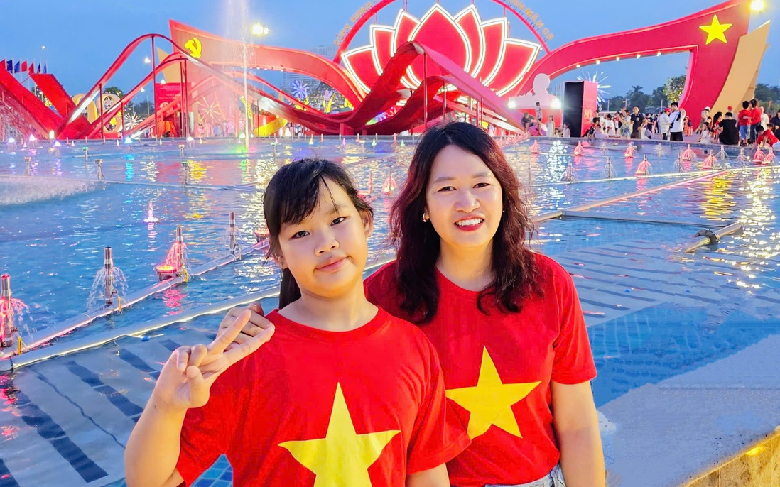 Mới lớp 5, con gái đã nấu được những bữa cơm tươm tất cho mẹ