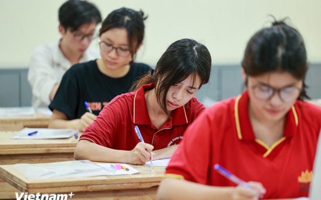 Bộ GD-ĐT lấy ý kiến về việc bỏ xét tuyển bằng học bạ, giới hạn nguyện vọng