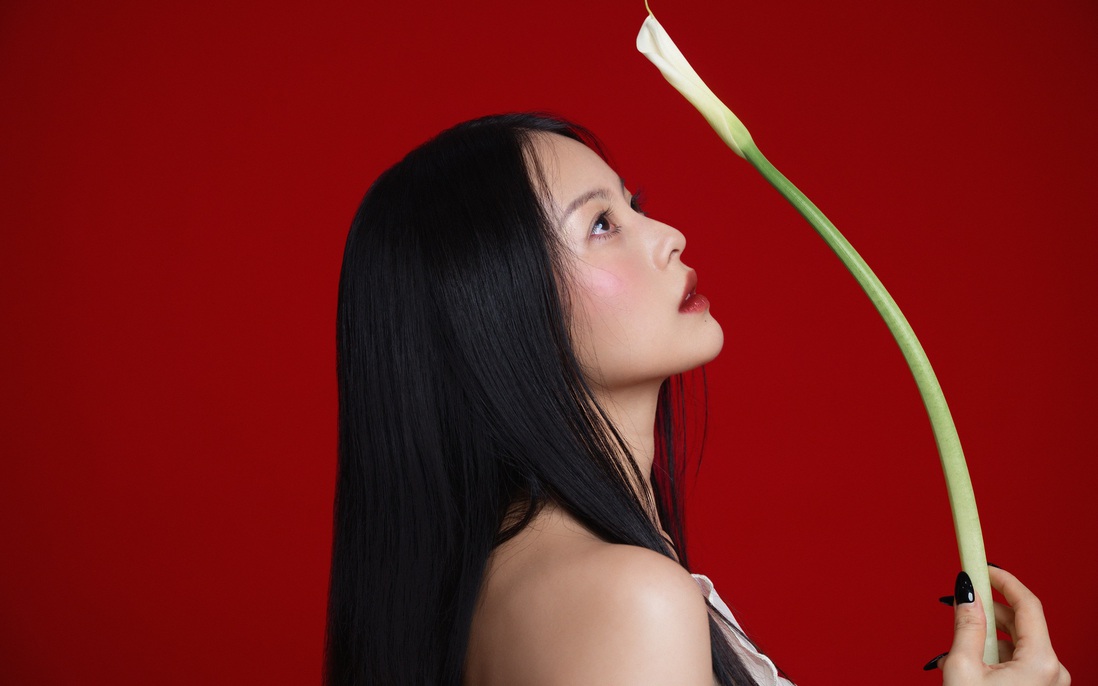 Yu Dương: Khẳng định bản thân một cách bền vững, tránh xa hào nhoáng nhất thời