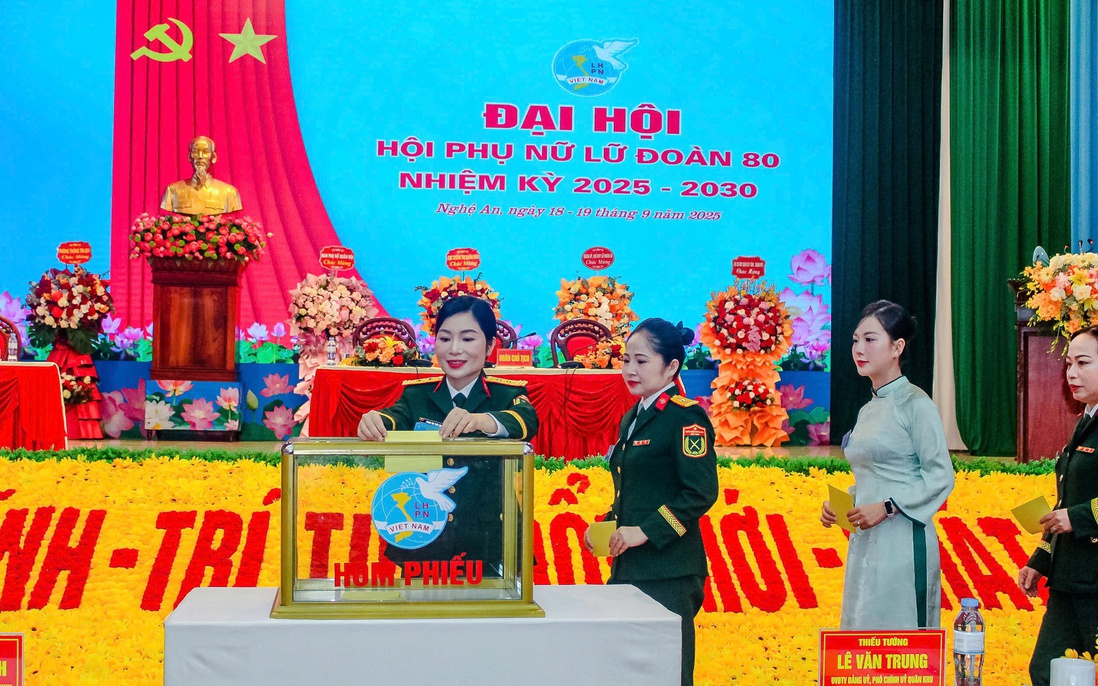Hội Phụ nữ Lữ đoàn 80 tổ chức thành công Đại hội làm điểm trước toàn quân