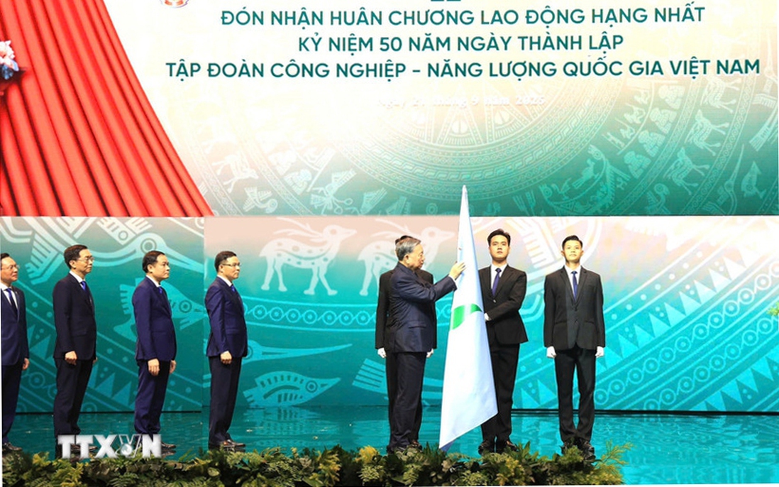 Tổng Bí thư Tô Lâm dự Lễ kỷ niệm 50 năm ngày thành lập Petrovietnam