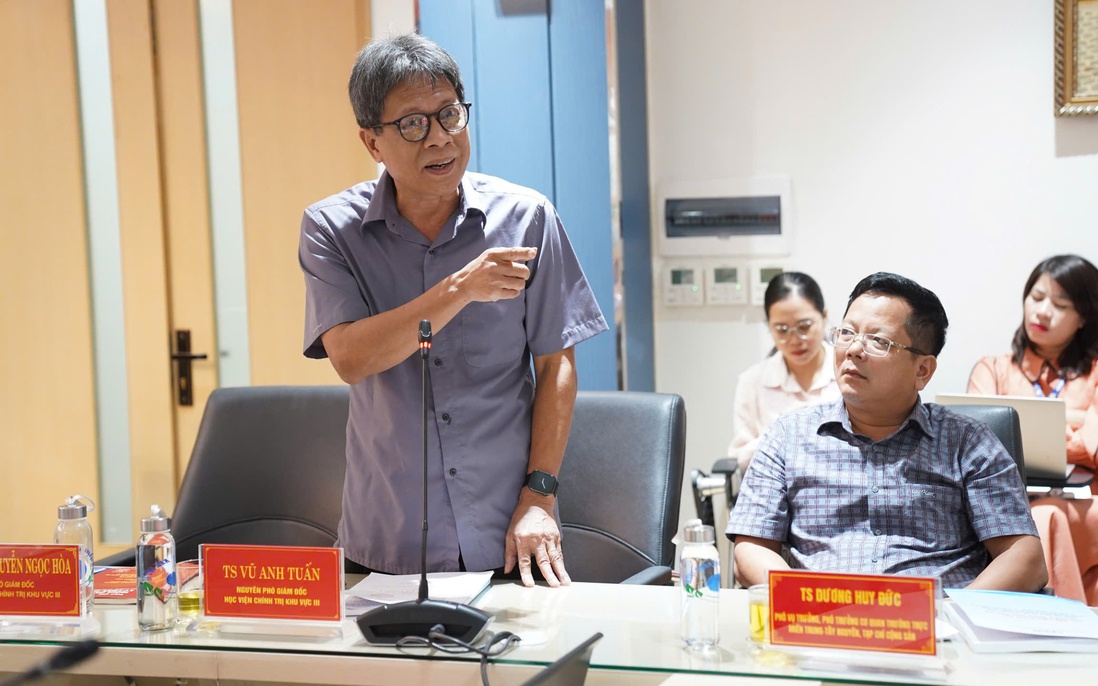 Tìm giải pháp nâng cao năng lực, hiệu quả công tác đội ngũ công chức cơ sở tại miền Trung