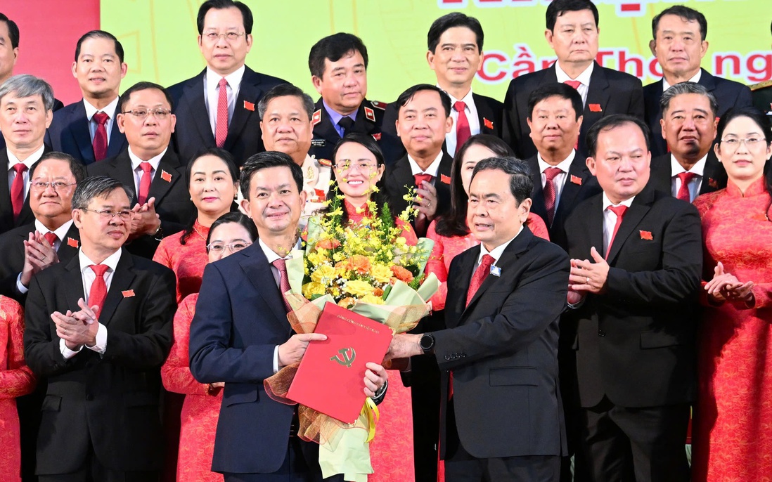 Tổng thư ký Quốc hội Lê Quang Tùng giữ chức Bí thư Thành ủy Cần Thơ