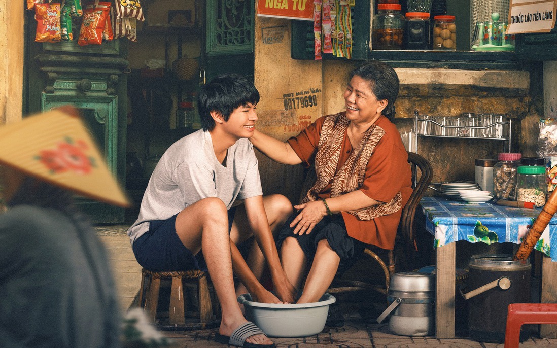Con trai NSND Trần Lực lấn sân điện ảnh sau 11 năm tham gia "Bố ơi mình đi đâu thế?"