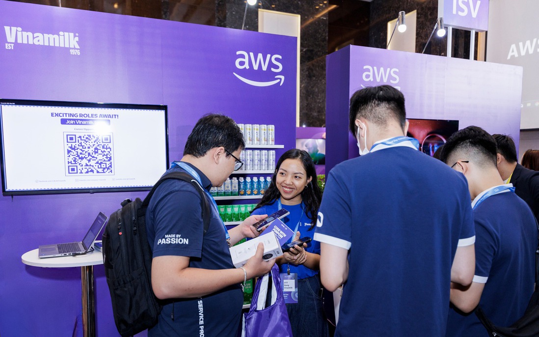 Doanh nghiệp FMCG duy nhất trình diễn công nghệ tự phát triển tại AWS Cloud Day 2025 